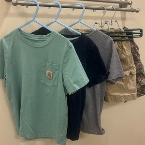 Carhartt boys size 6. 3 t shirts and 2 pair of shorts